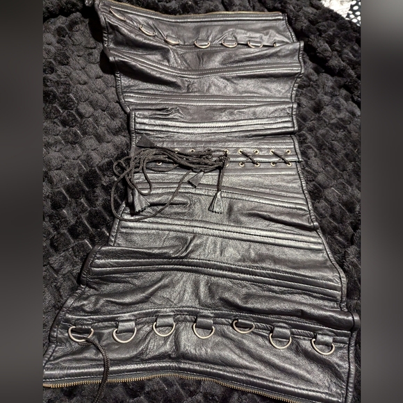 Alter Ego erotics leather boned black goth vamp overbust corset - Picture 4 of 7